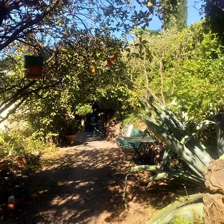 Les Jardins D'arbousse 招待所 3*